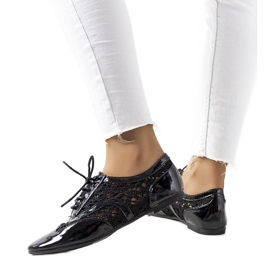 Chaussures laquées noires de Brett le noir