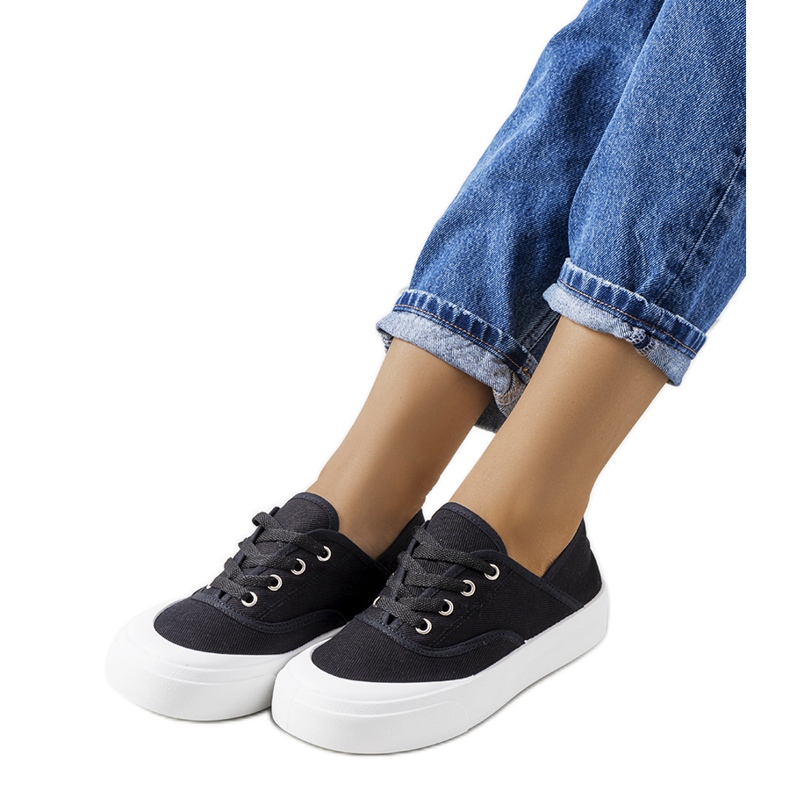 Baskets femme Jesperse noires le noir