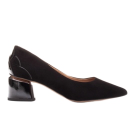 Marco Shoes Escarpins en daim noir à motif floral le noir
