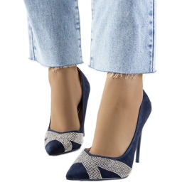 Les talons hauts bleu marine de Steven Les talons hauts bleu marine de Steven