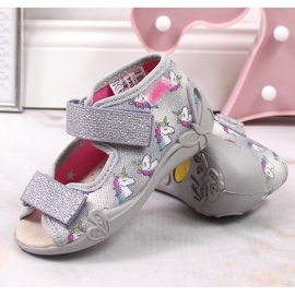 Chaussons fille avec velcro licorne grise Befado