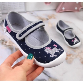 Chaussons fille Befado noirs à scratch avec une licorne