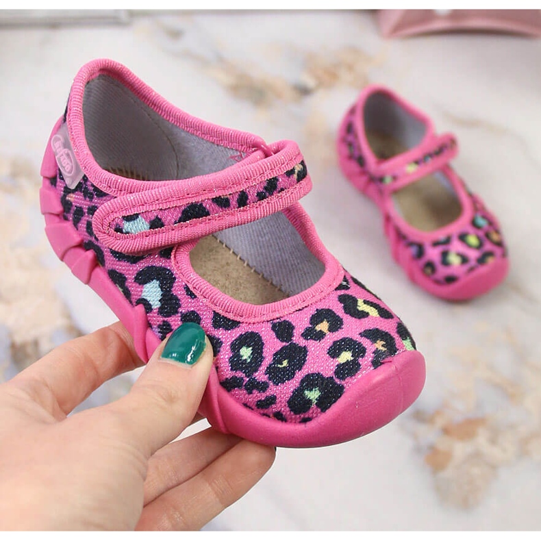 Chaussons fille avec velcro rose panthère rose Befado