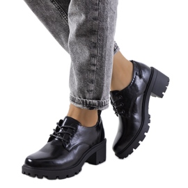 Escarpins noirs à talons Vance