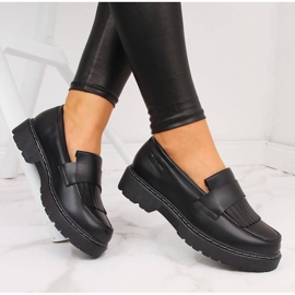 Chaussures noires pour femmes sur la plate-forme avec des franges Big Star II274100