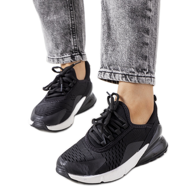 Baskets de sport Sint noires le noir