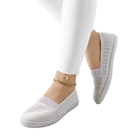 BM Baskets grises ajourées Maria's