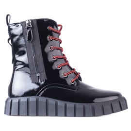 W. Potocki Grands travailleurs noirs sur la plate-forme Potocki