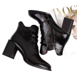 Bottines femme laquées Filippo noir avec talon décoratif le noir