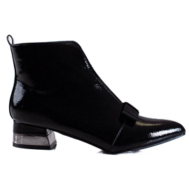 T.Sokolski Élégantes bottes pour femmes laquées noires Sokolski