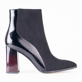 Bottes pour femmes Shelovet sur un poteau haut noir