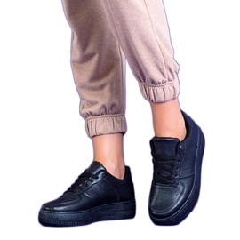 Chaussures de sport pour femmes noires sur la plateforme Shelovet