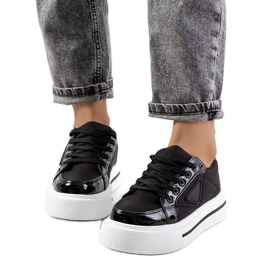 Baskets noires à semelle épaisse Scrabster