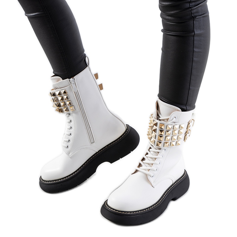 Bottines blanches à clous Lacer