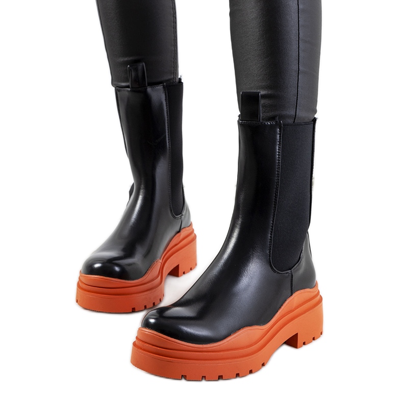 Bottines noires à semelle Nester orange le noir