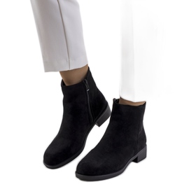 Bottes noires de Tereza le noir