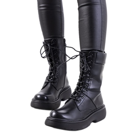Bottes isolées noires de Sobrin