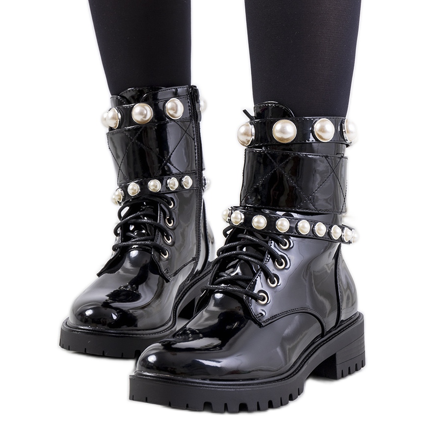 Bottines sales noir perles