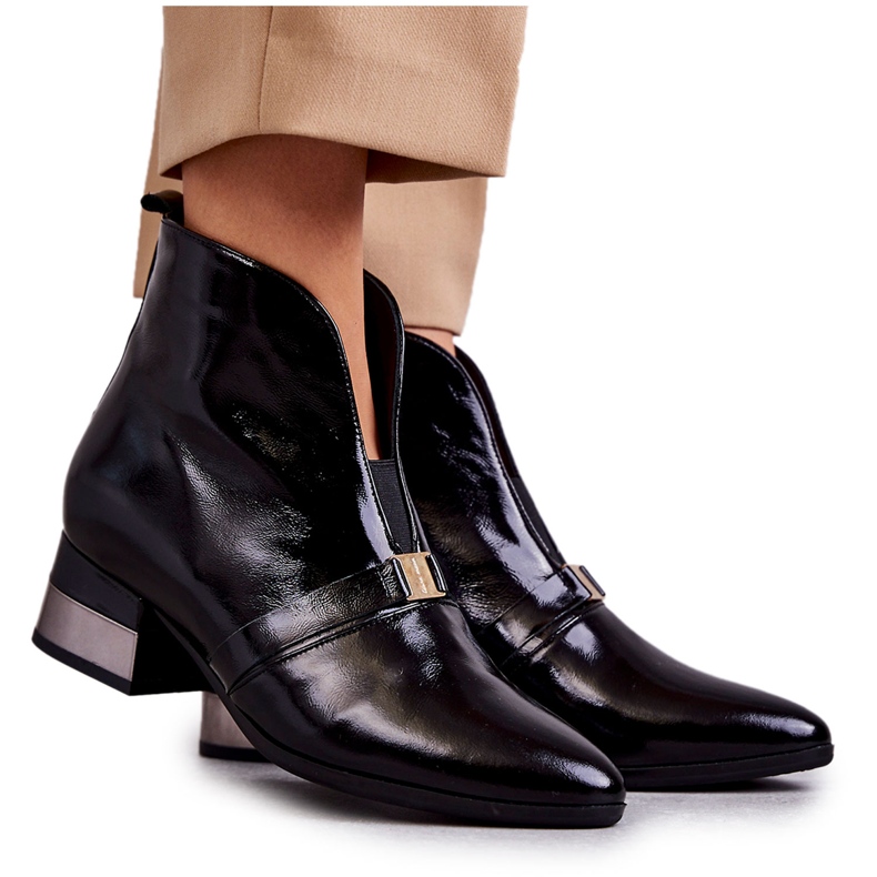 Bottes En Cuir Sur Talon Plat Laura Messi 2268 Noir le noir Bottes En Cuir Sur Talon Plat Laura Messi 2268 Noir le noir