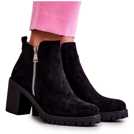 Bottes En Daim À Talons Hauts Avec Une Fermeture Éclair Noir Sevione le noir