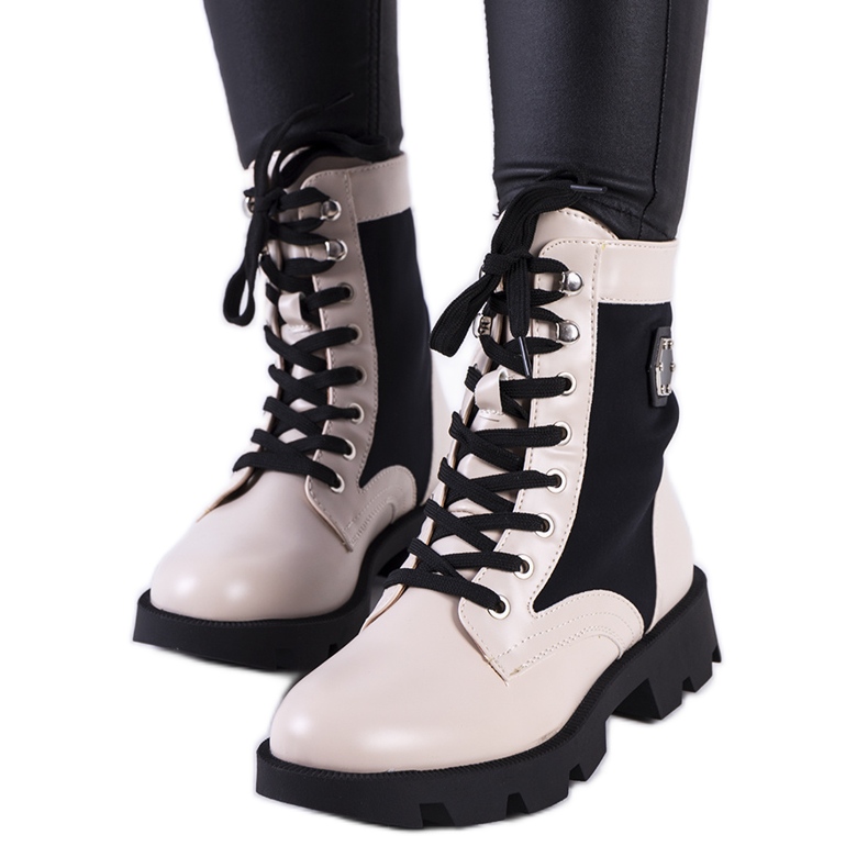 Bottes beiges de Keld le noir