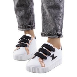 Baskets Pitmerden blanches le noir