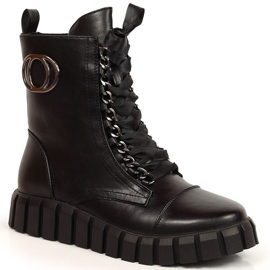 Ouvrières noires sur la plateforme Potocki