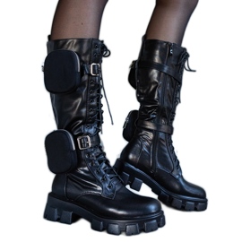 Bottes hautes noires avec un sachet Peralta