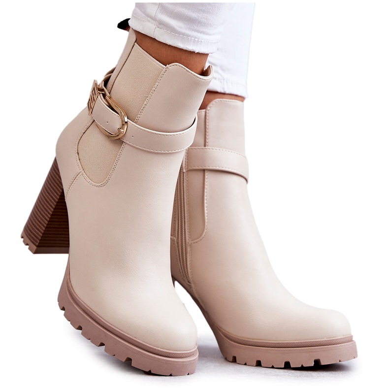 FE1 Bottes en cuir sur pilier avec ceinture décorative, beige Maresol