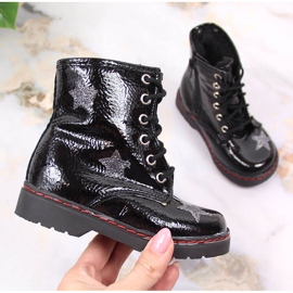 Bottines pour filles isolées vernies Kornecki 6216 noir