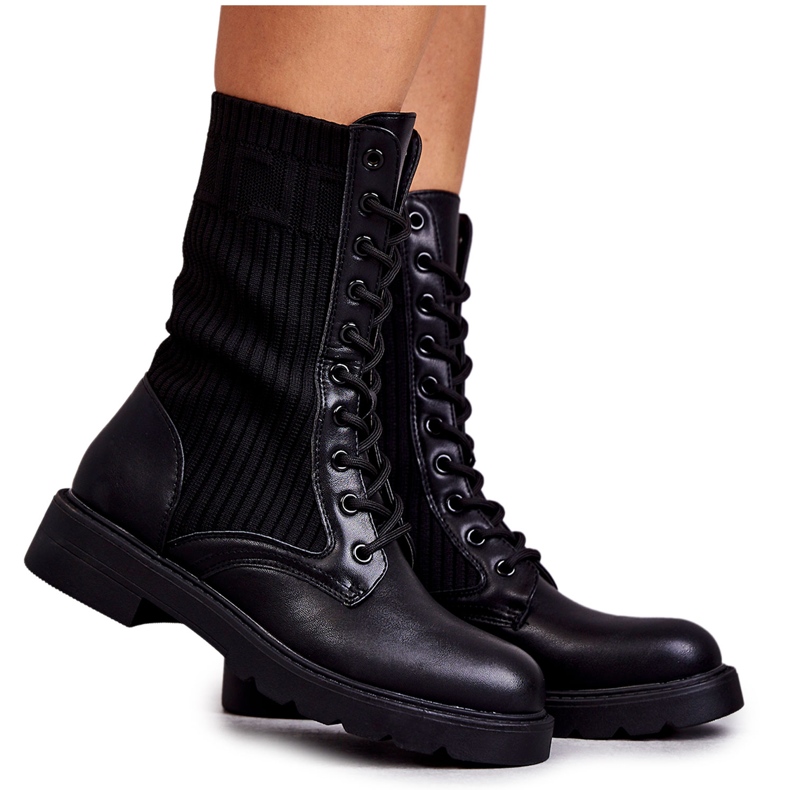 Bottes Femme Avec Une Chaussette Sur Un Talon Plat Noir Liam le noir