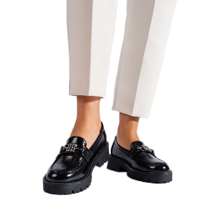 Mocassins femme laqués sur semelle épaisse Shelovet noir le noir