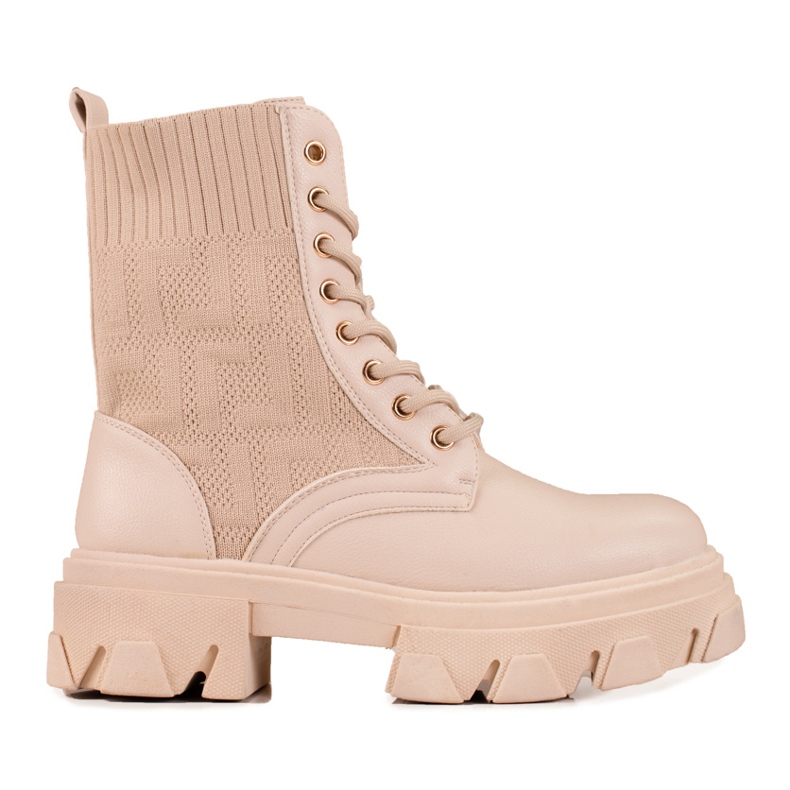 Bottes à plateforme pour femmes avec une tige flexible Shelovet beige