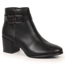 Bottines Jodhpur noires isolées par Sergio Leone le noir