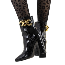Bottes Aresla en cuir verni noir
