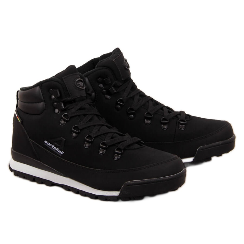 Chaussures de trekking isolées imperméables American Club noires le noir