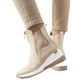 BM Baskets beiges sur le compensé Triaca