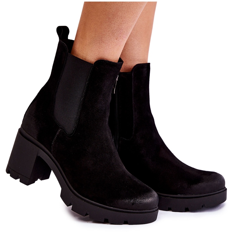 Bottes pour femmes en daim sur la plate-forme noire Martine le noir