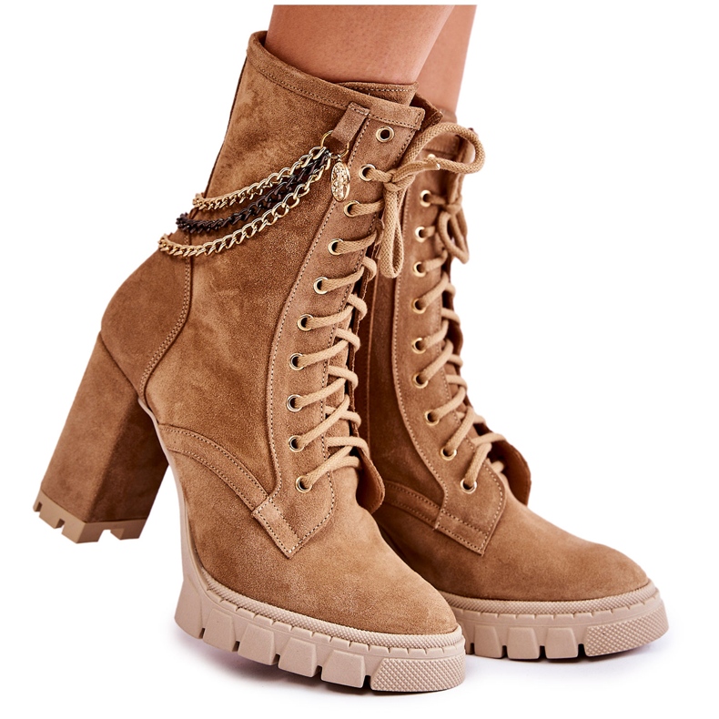 Bottines à lacets en daim Lewski Shoes 3244 / G Beige