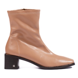 Bottes ajustées pour femmes en cuir écologique Vinceza beige