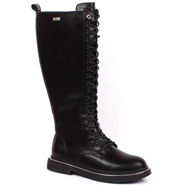Bottes en cuir pour femmes isolées noires Goe KK2N4046