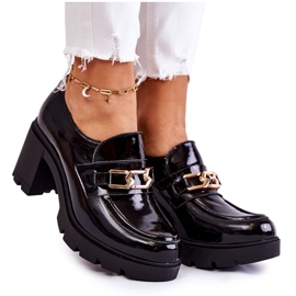 PL5 Chaussures noires laquées sur un pilier avec un ornement d'or Mikeyla le noir