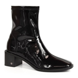 Bottes en latex sur le bloc Vinceza W JAN158 noir