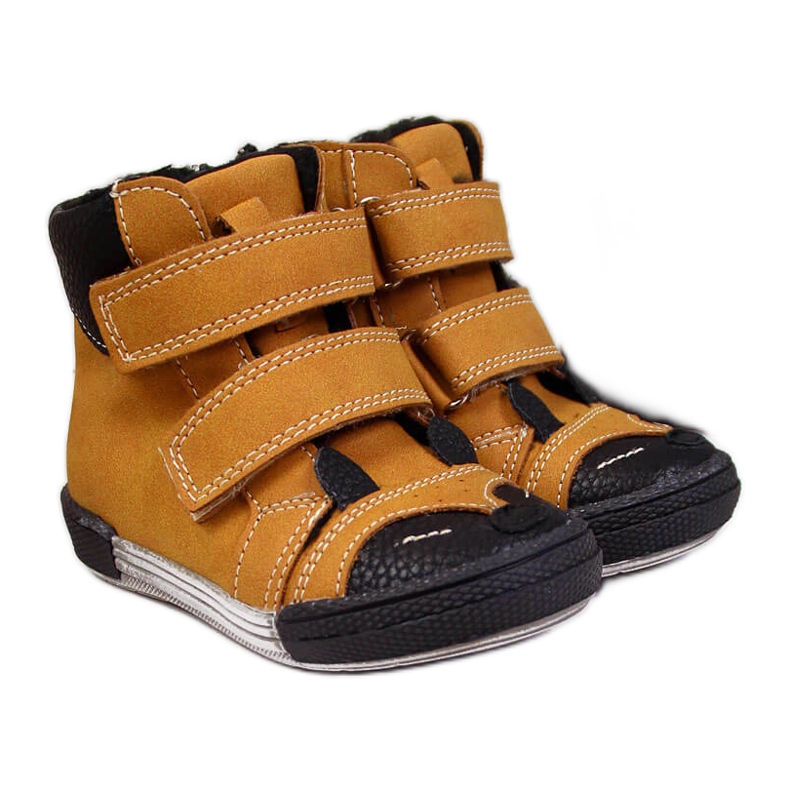 Chaussures garçon avec velcro camel Kornecki 6583 brun Chaussures garçon avec velcro camel Kornecki 6583 brun