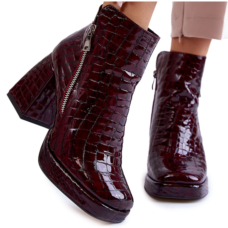 PA2 Bottines Cuir Motif Croco Bordeaux Alienore rouge
