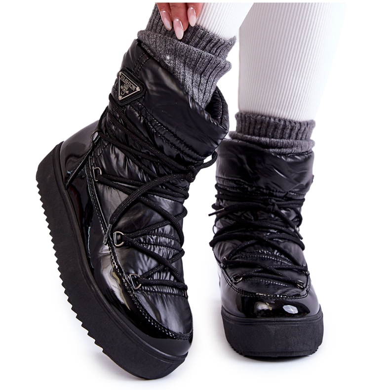 Bottes de neige à lacets à la mode pour femmes en noir Carrios le noir