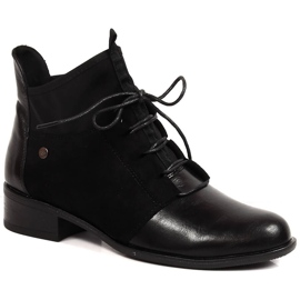 Bottes femme isolées noires à talons plats Jezzi