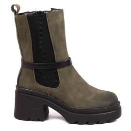 Bottines Chelsea pour femmes sur le poteau, daim Jezzi vert chaud