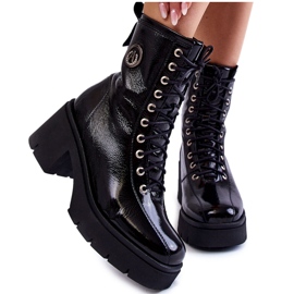 FILIPCZYK Bottines à talons hauts noires isolées en cuir à la mode le noir