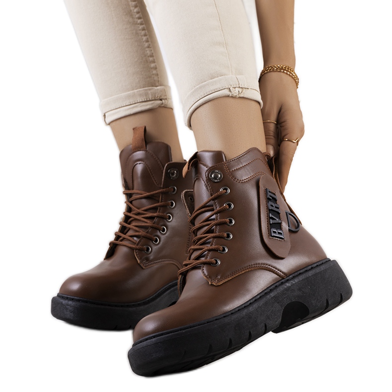 Bottes marron sur la plateforme Denna brun